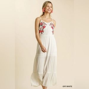 Umgee White Maxi Dress With Floral Embroidered Adjustable Straps Size Medium